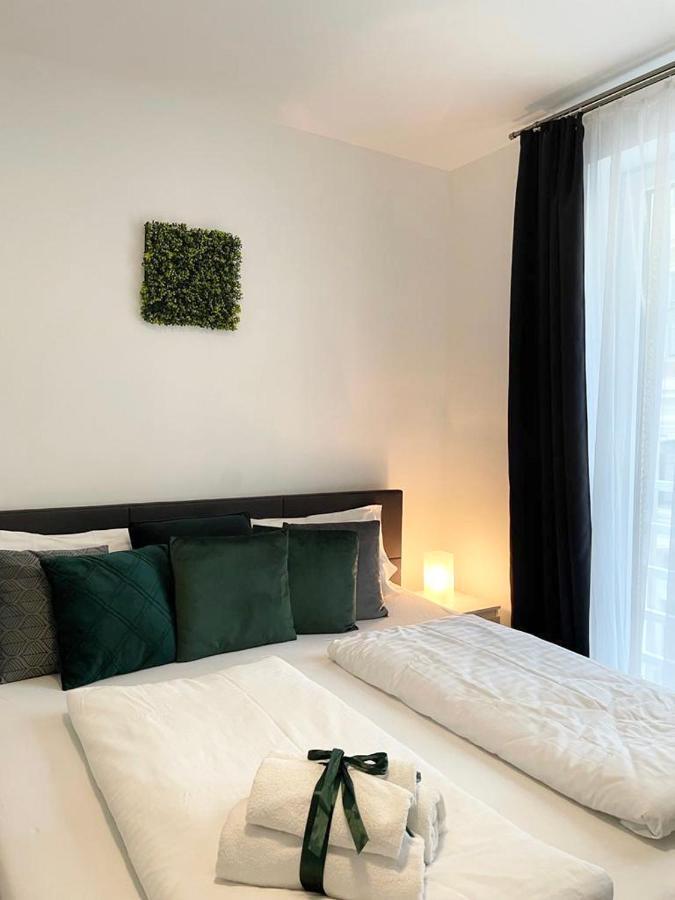 1St City La Opera Suites Wien Exteriör bild