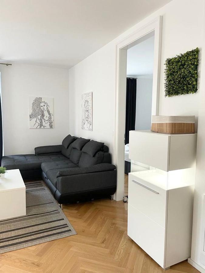 1St City La Opera Suites Wien Exteriör bild